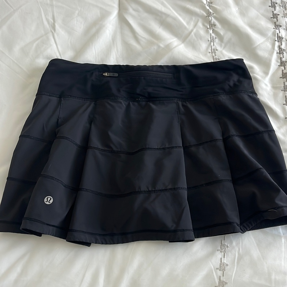 Black Lululemon workout skort